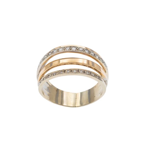 Anello in oro a due colori 18kt  e diamanti