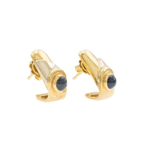 Orecchini a lobo in oro a due colori 18kt e zaffiri
