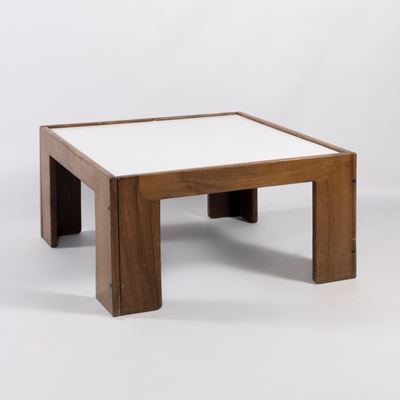 Tavolino basso in legno e legno laccato
