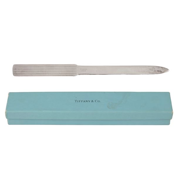 Tiffany & Co., tagliacarte in argento