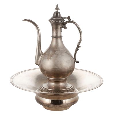 Caraffa con Bacile in Argento