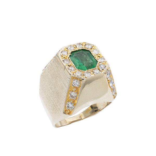 18kt yellow gold chevalier ring