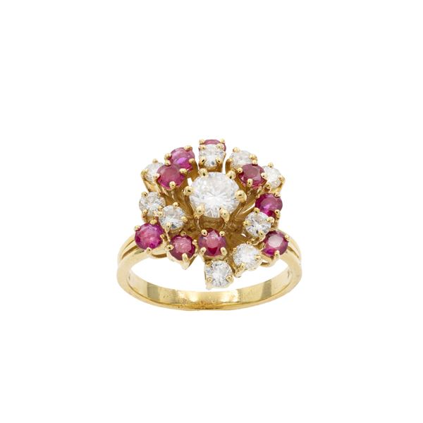 18kt yellow gold ring with diamonds and rubies