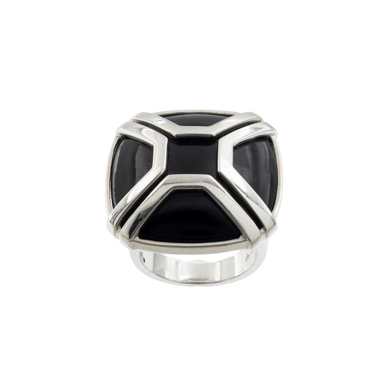 Anello in Oro Bianco 18kt e Onice Nero