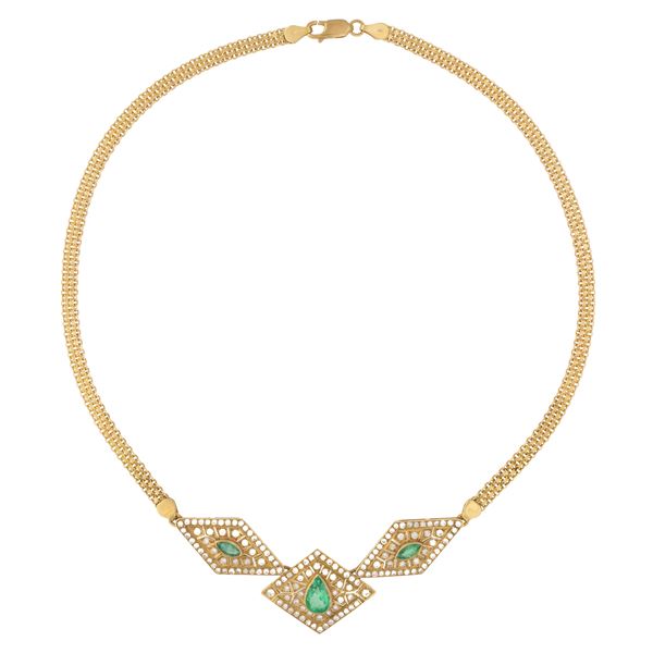 18kt yellow gold with emeralds and diamonds geometric motif necklace