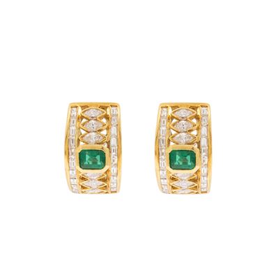 Orecchini a lobo in oro giallo 18 kt con smeraldi e diamanti