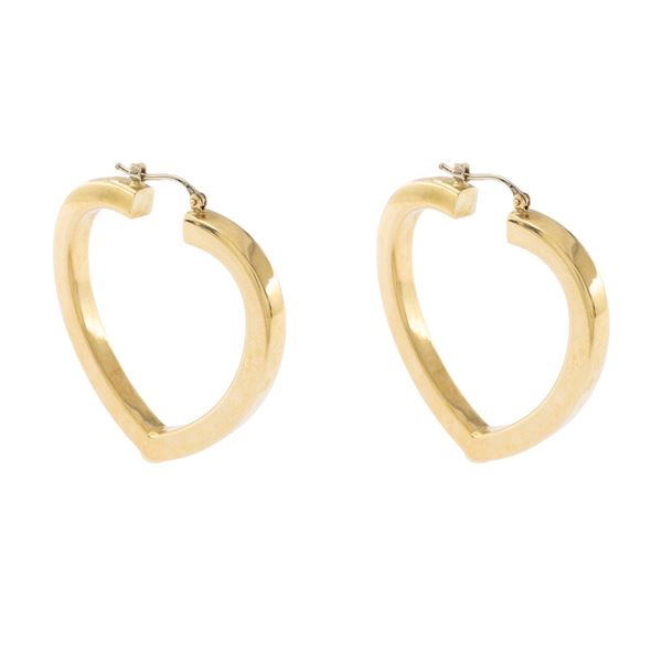 Orecchini cerchi a cuore in oro giallo 18kt