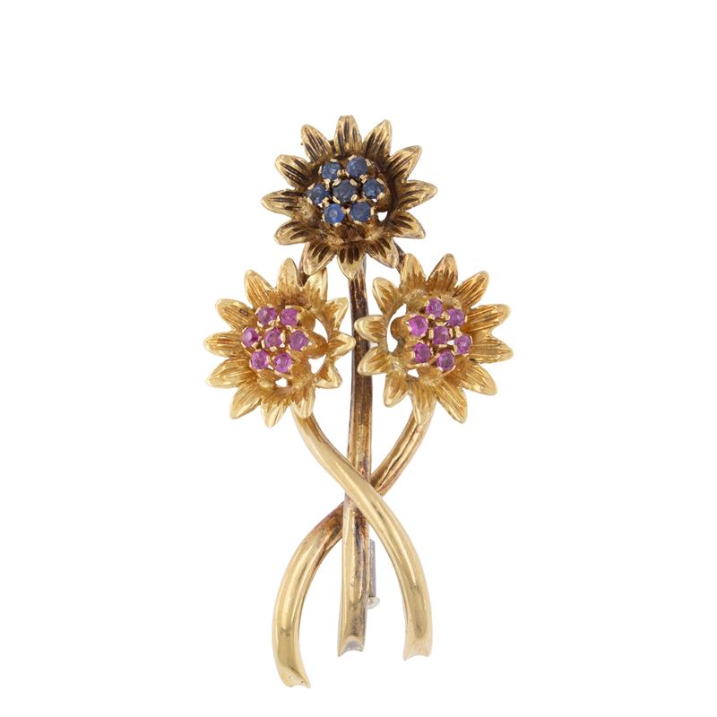 Spilla a motivo floreale in oro giallo 18kt