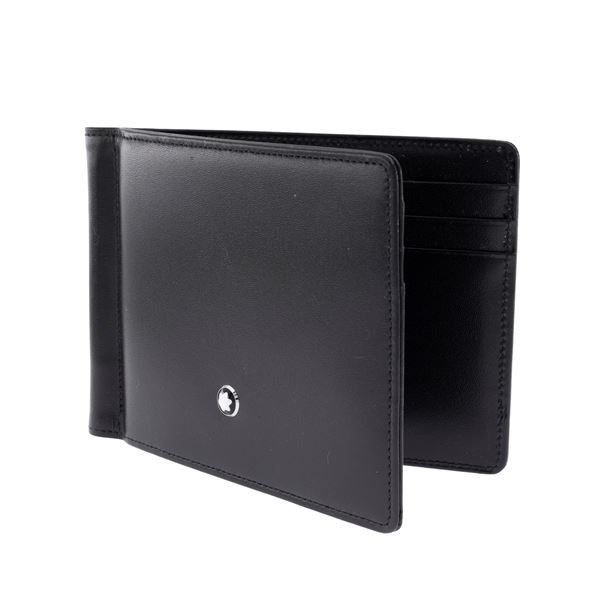 wallet with six compartments and money clip