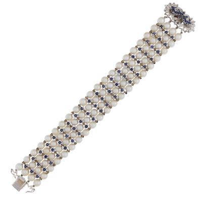 Bracciale in oro bianco 18kt con perle coltivate e zaffiri
