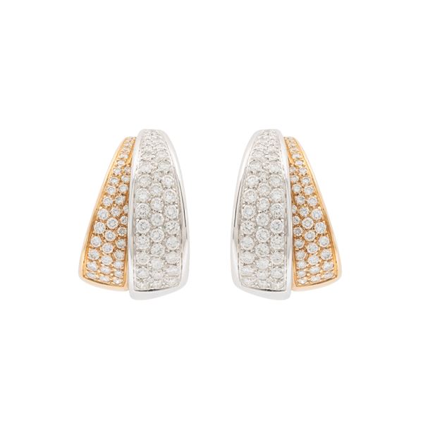 18kt two-color gold and diamonds lobe earrings