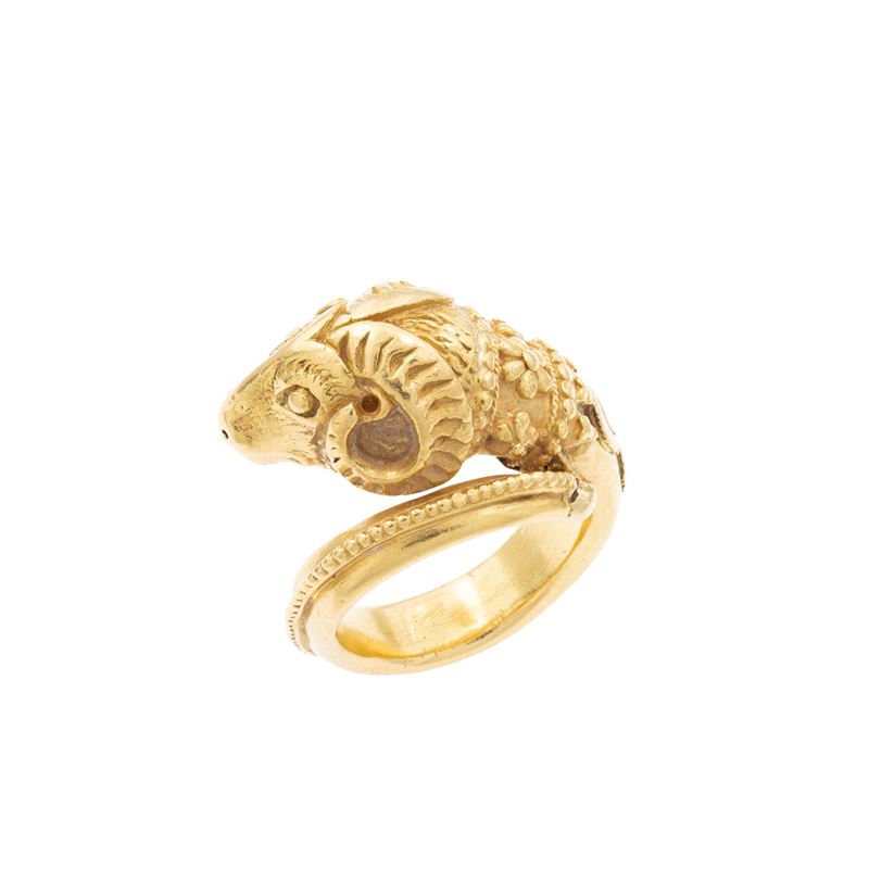 Zolotas anello ariete in oro giallo 22kt