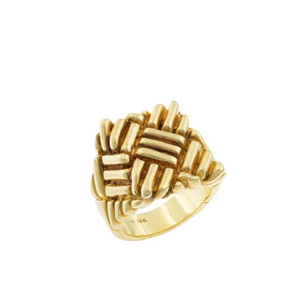 18kt yellow gold geometric motif ring
