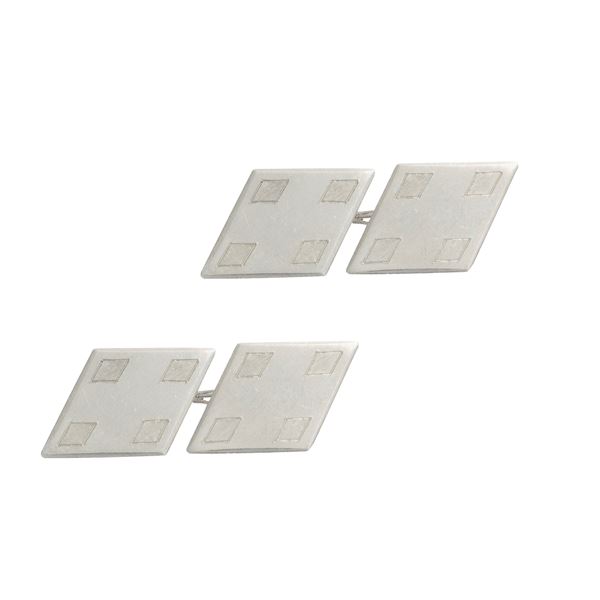 Platinum geometric motif cufflinks