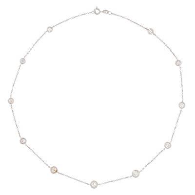 Collana in oro bianco 18 kt con undici diamanti, lunghezza 40 cm