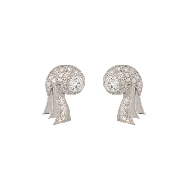 18kt white gold and diamonds Lobe earrings