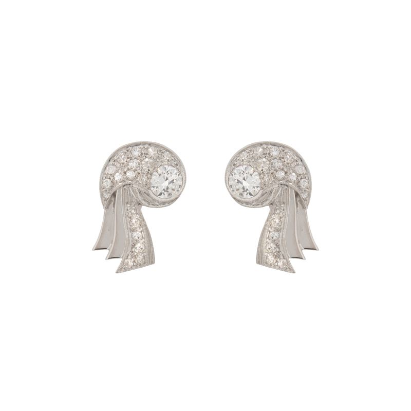Orecchini a Lobo in Oro Bianco 18kt e Diamanti