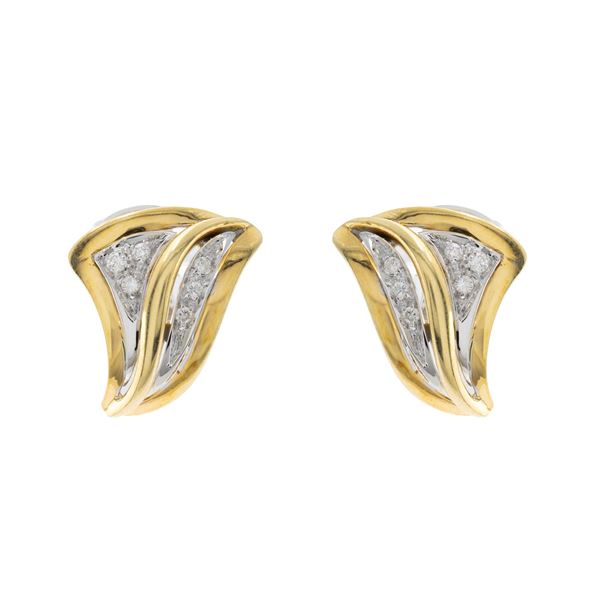 Orecchini in oro a due colori 18kt e diamanti