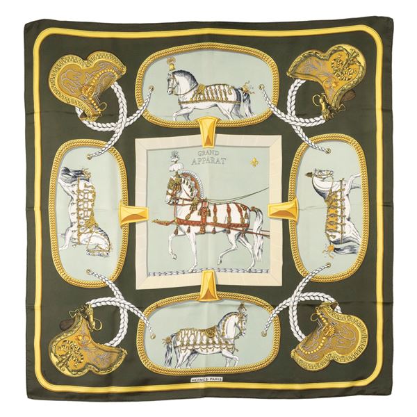 Herm&#232;s - Grand Apparat collection vintage scarf