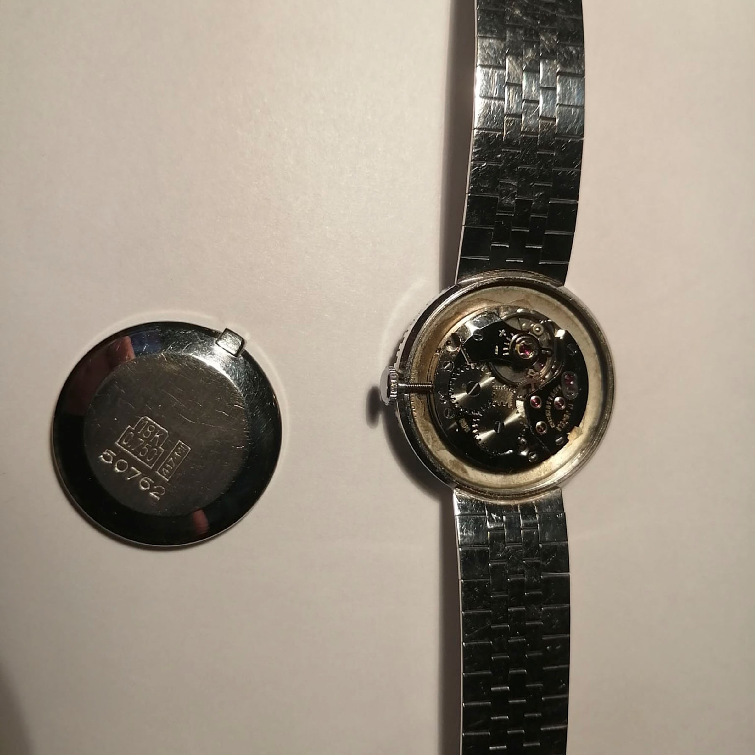 Baume Mercier, Orologio da donna in oro bianco 18kt con diamanti e movimento meccanico