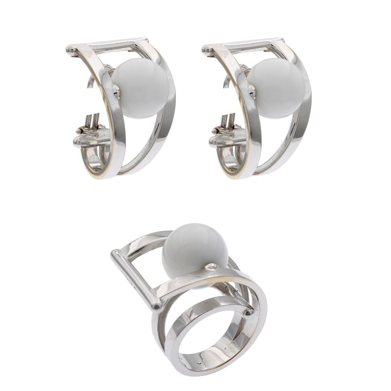 Sandi, Demi parure in oro bianco 18kt con orecchini a lobo e anello