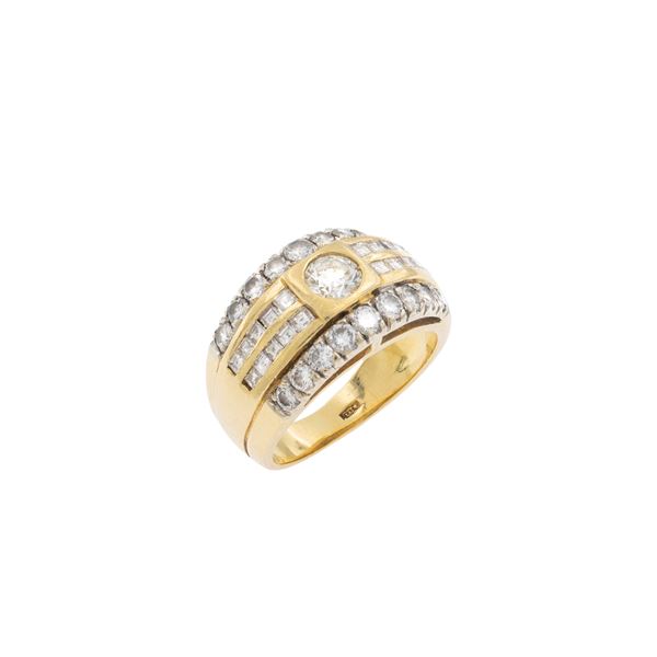 18kt yellow gold band ring with one diamond