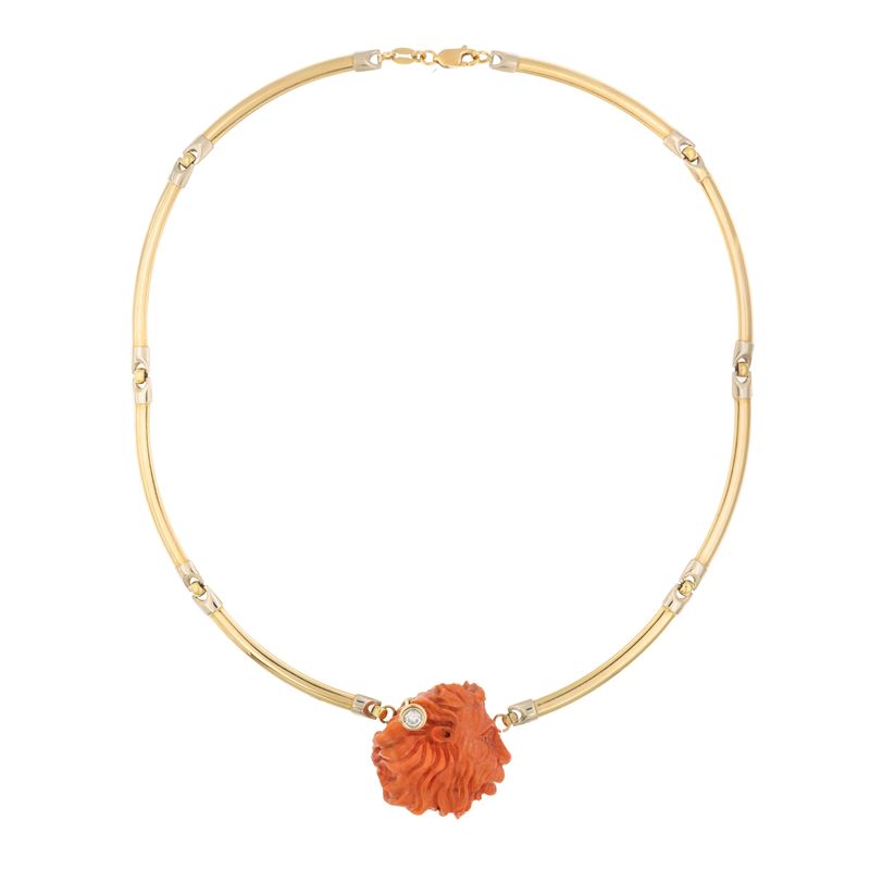 Collana in oro giallo e bianco 18kt e corallo scolpito