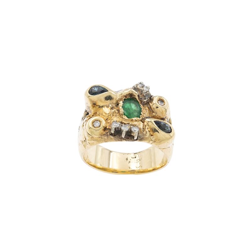 Anello scultura in oro giallo 14kt