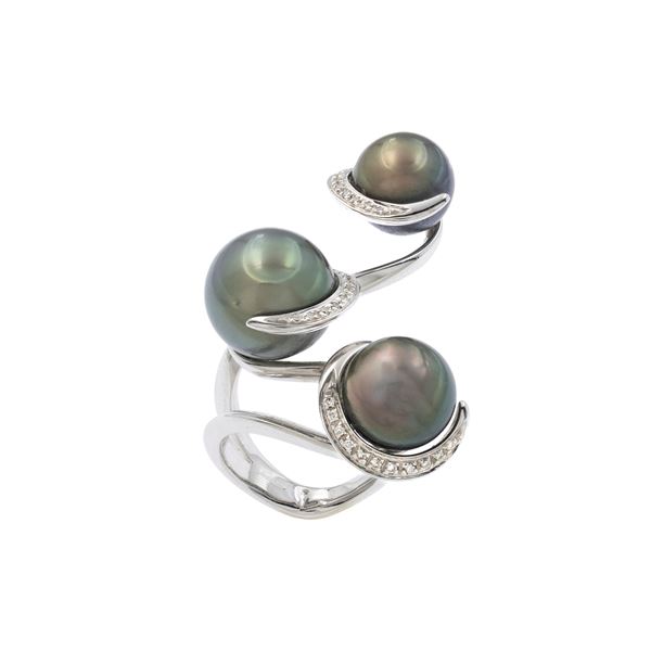 Anello in oro bianco 18kt perle Tahiti e diamanti