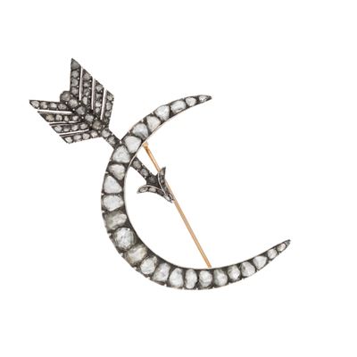 Spilla in oro e argento con decorazioni a rose coroné, Primi '900