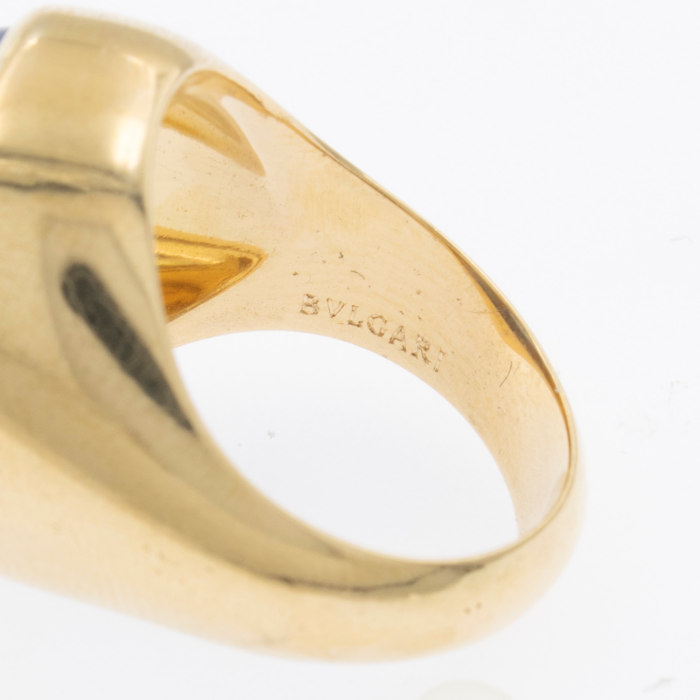 anello in oro giallo 18kt zaffiro naturale Ceylon