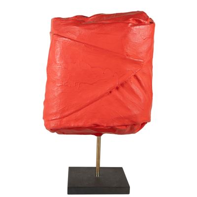 Senza titolo, scultura in alluminio dipinto con base in ferro