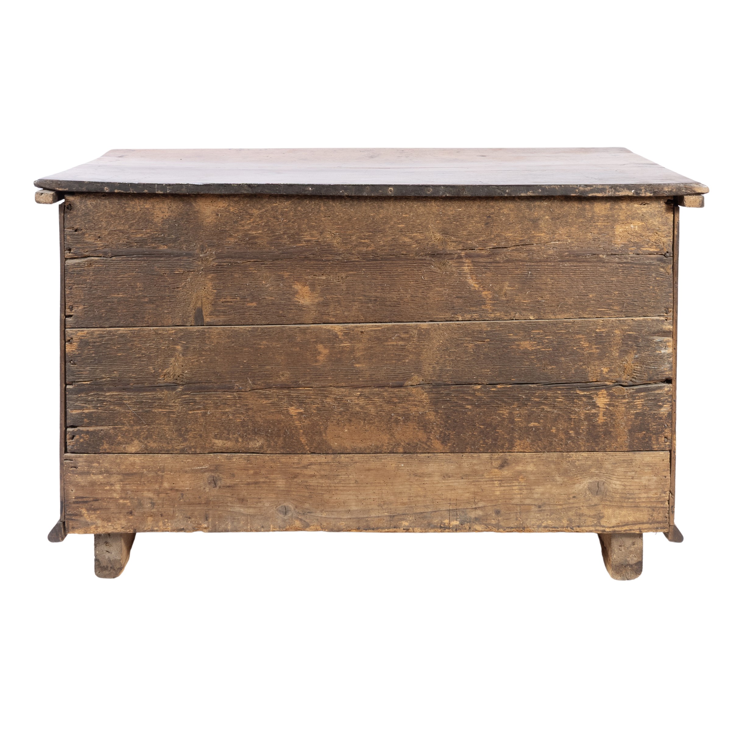 Cassettone in legno e radica di noce