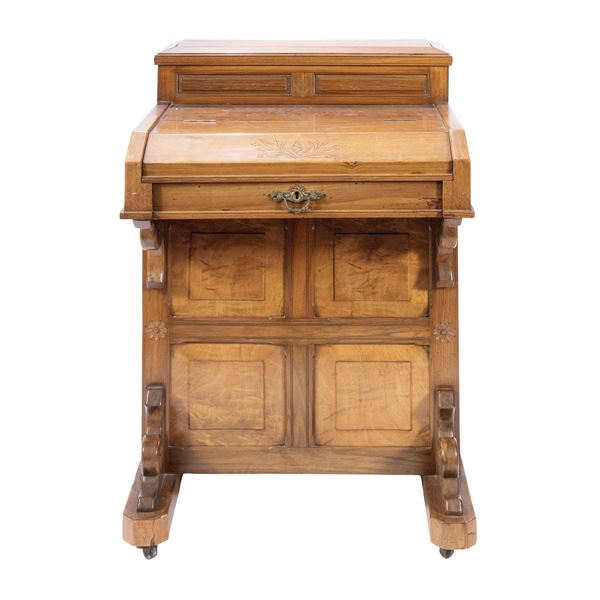 Davenport wooden bureau desk