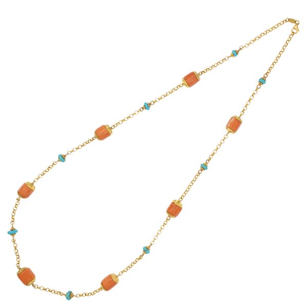 Collana in oro giallo 9kt corallo e turchesi