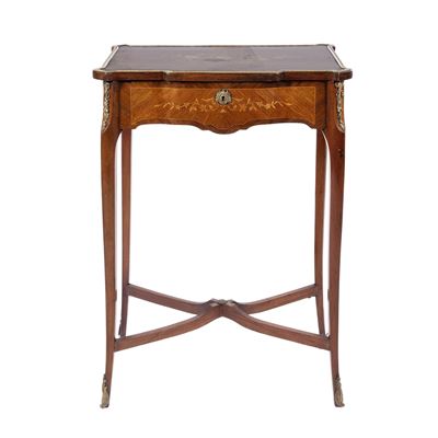 Tavolino in legno intarsiato, XIX-XX secolo