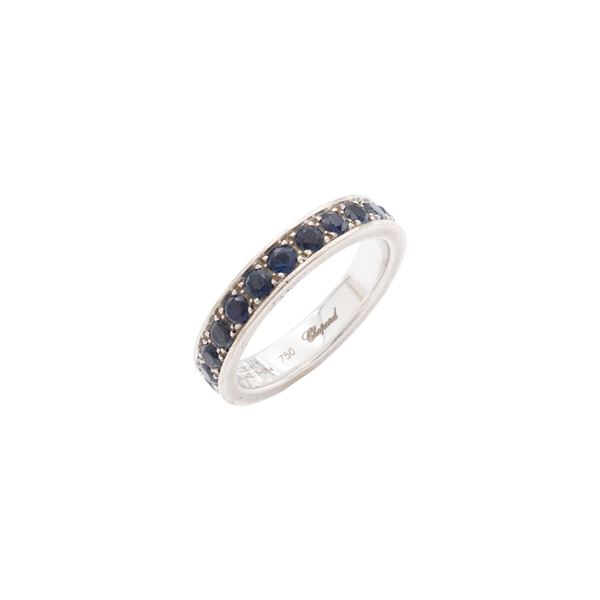 Chopard - anello fede in oro bianco 18kt zaffiri tondi