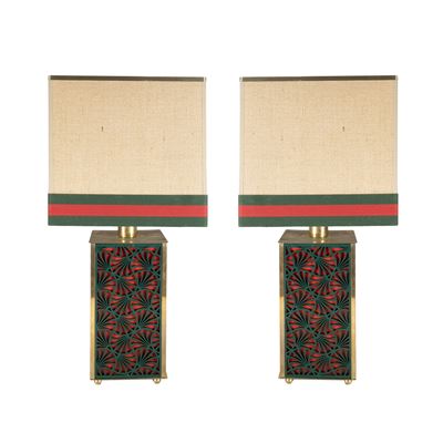 Gucci, Coppia di lampade da tavolo in legno laccato e metallo dorato con paralume in tessuto