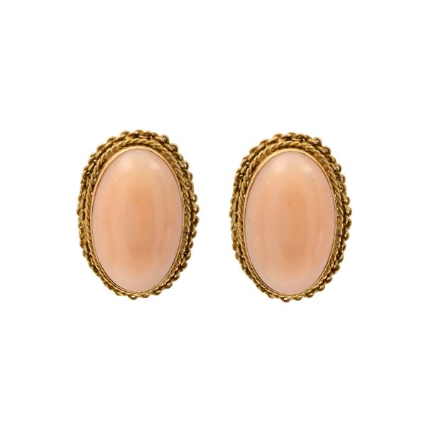 Orecchini a lobo in oro giallo 18kt e corallo rosa