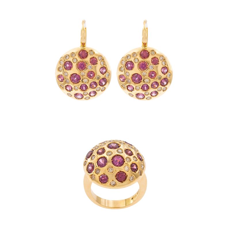 Demi parure in oro rosa 18kt zaffiri rosa e diamanti