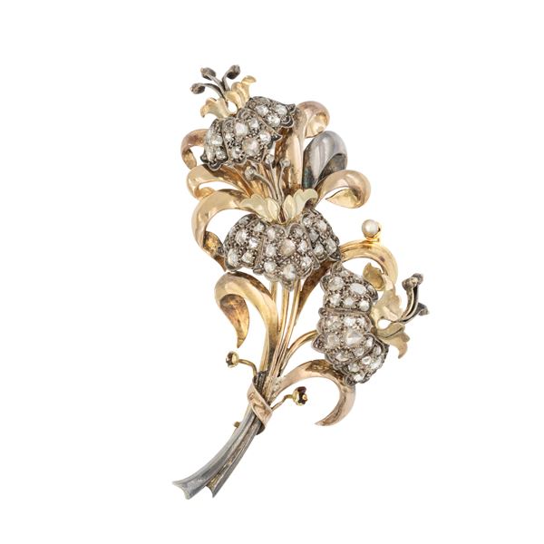Antica spilla ramage floreale