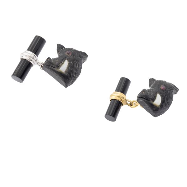 Gemelli in oro giallo e bianco 18kt onice nero e resina scolpita