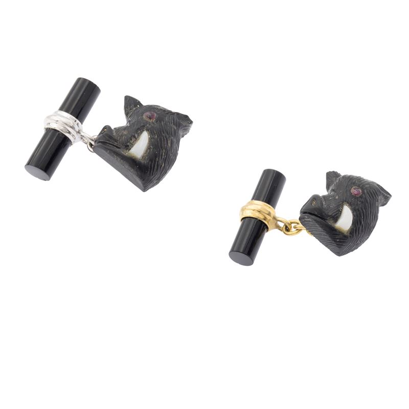 Gemelli in oro giallo e bianco 18kt onice nero e resina scolpita