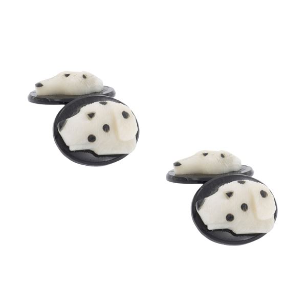 Gemelli in oro bianco 18kt onice nero e resina scolpita