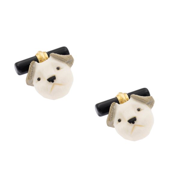 Gemelli in oro giallo 18kt onice nero e resina scolpita