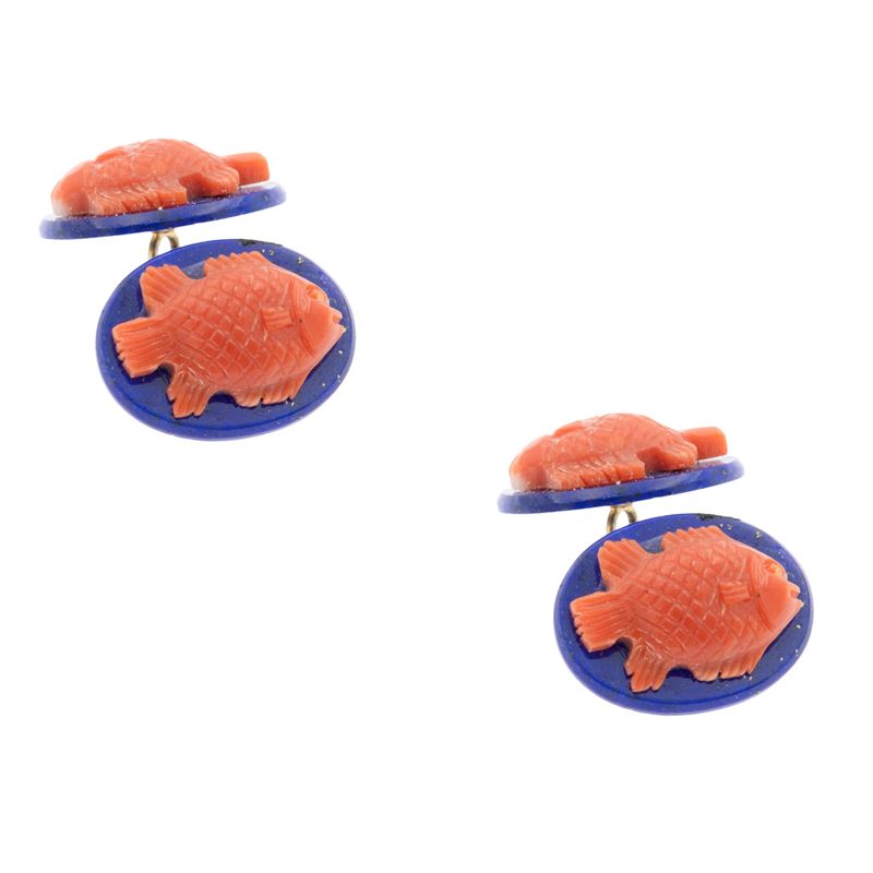 Gemelli in oro giallo 18kt lapislazzuli e corallo scolpito