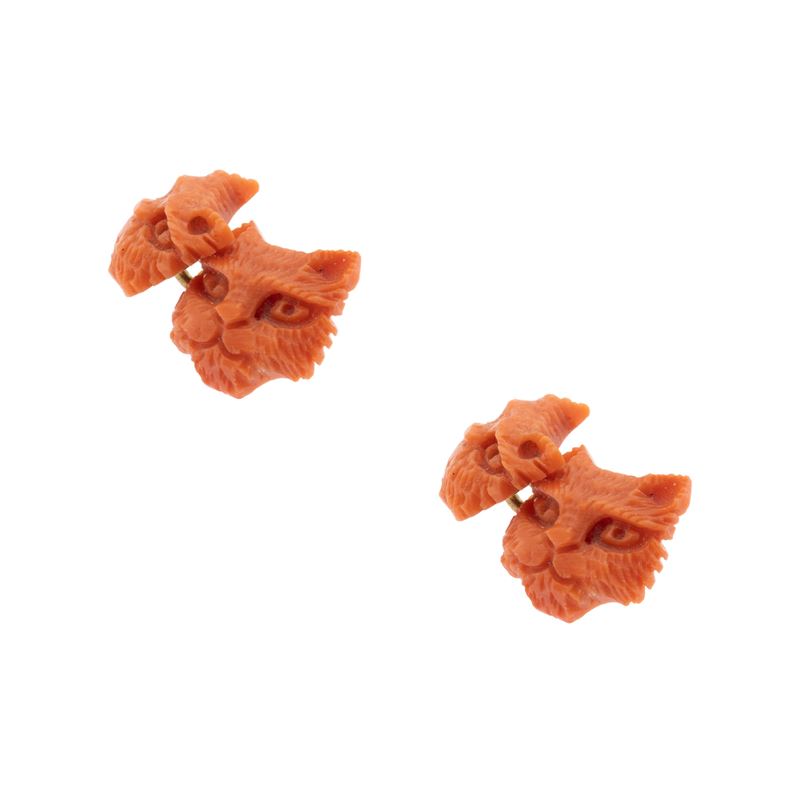 Gemelli in oro giallo 18kt e corallo scolpito