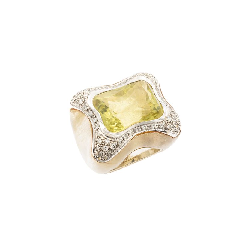 Balocchi, Anello cocktail in oro bianco 18 kt con quarzo rutilato e diamanti