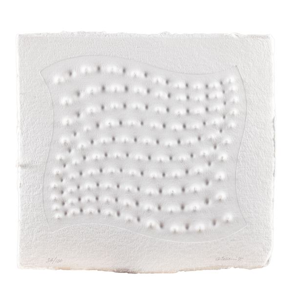 Enrico Castellani : "Superficie II"  (1995)  - Asta Arte Moderna e Contemporanea - Colasanti Casa d'Aste