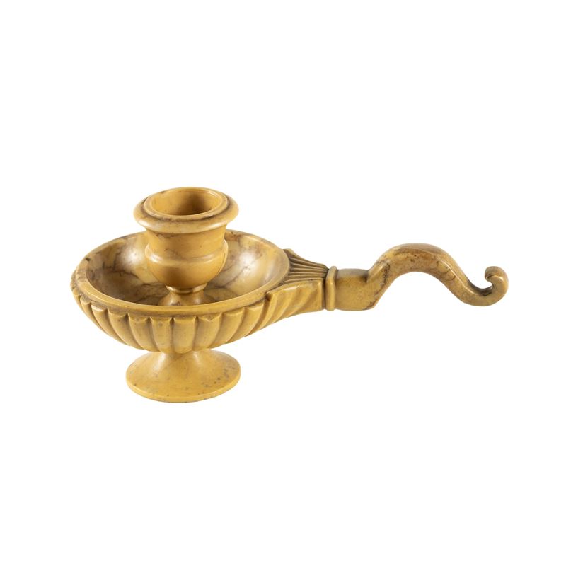 Bugia in marmo giallo antico